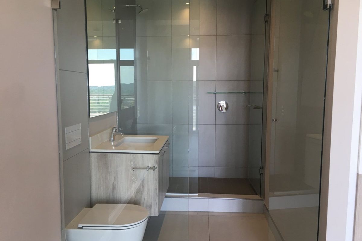 2 Bedrooms 2 Bathrooms at the Capital Trilogy, Menlyn Maine - Photo 3