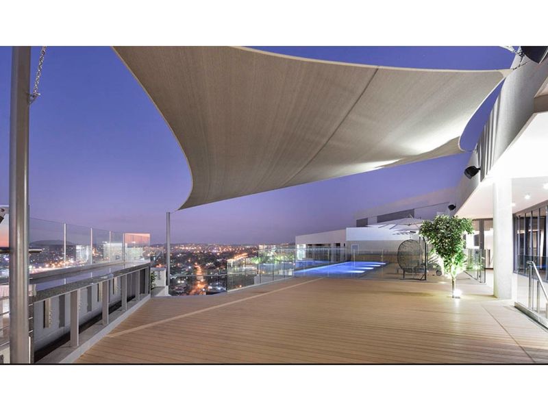 2 Bedrooms 2 Bathrooms at the Capital Trilogy, Menlyn Maine - Photo 9