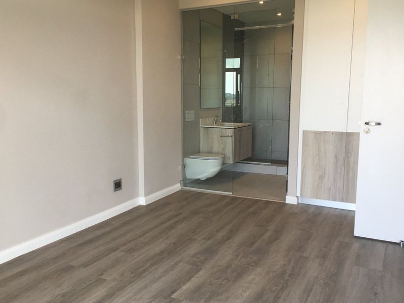 2 Bedrooms 2 Bathrooms at the Capital Trilogy, Menlyn Maine - Photo 4