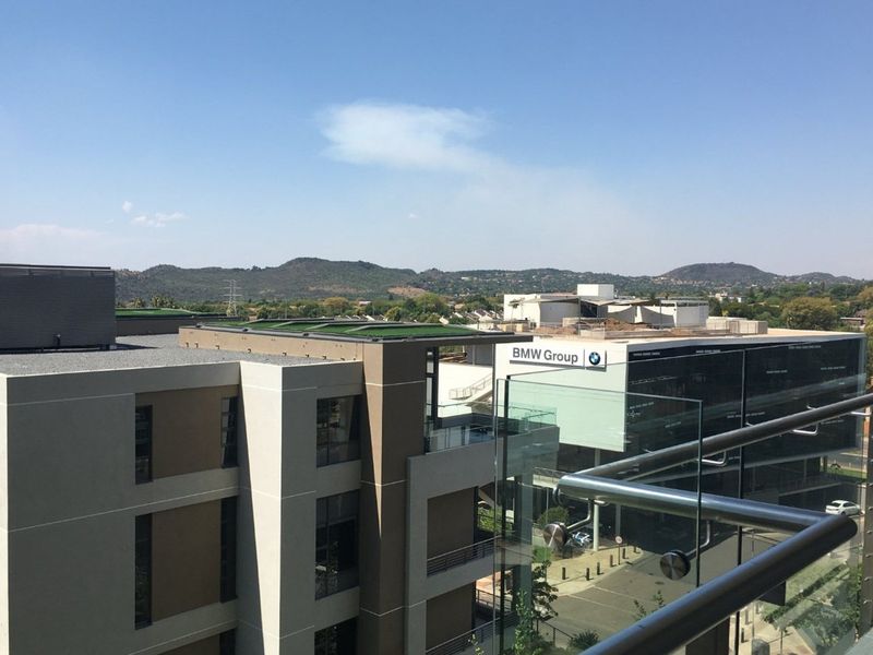 2 Bedrooms 2 Bathrooms at the Capital Trilogy, Menlyn Maine - Photo 5