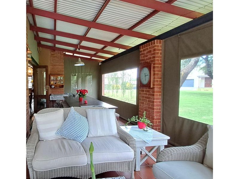 The estate is situated next to the world class Nick Price Golf Development. - Photo 4