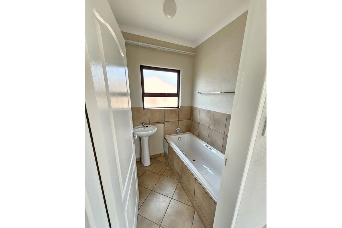 Own Your Dream Home from R780k - Affordable, Modern Living in Reiger Park - Photo 5