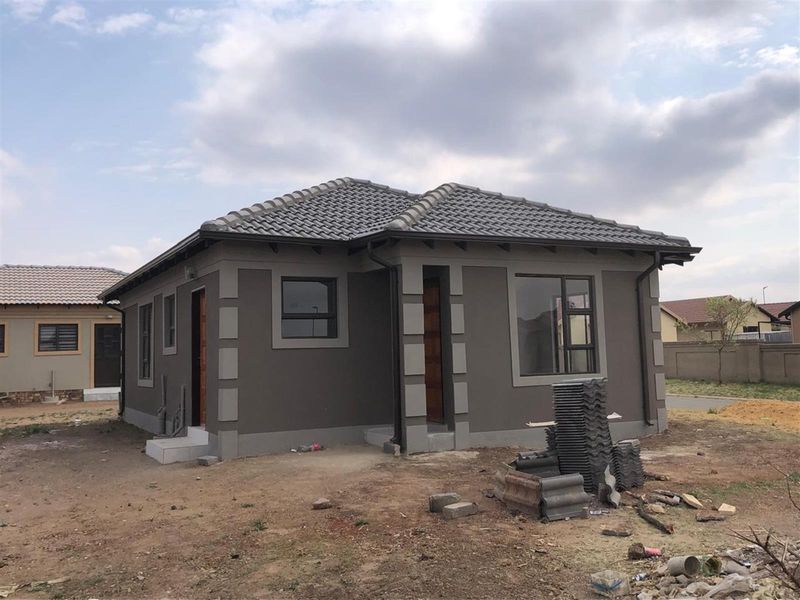 Own Your Dream Home from R780k - Affordable, Modern Living in Reiger Park - Photo 2