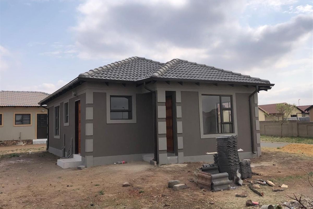 Own Your Dream Home from R780k - Affordable, Modern Living in Reiger Park - Photo 2