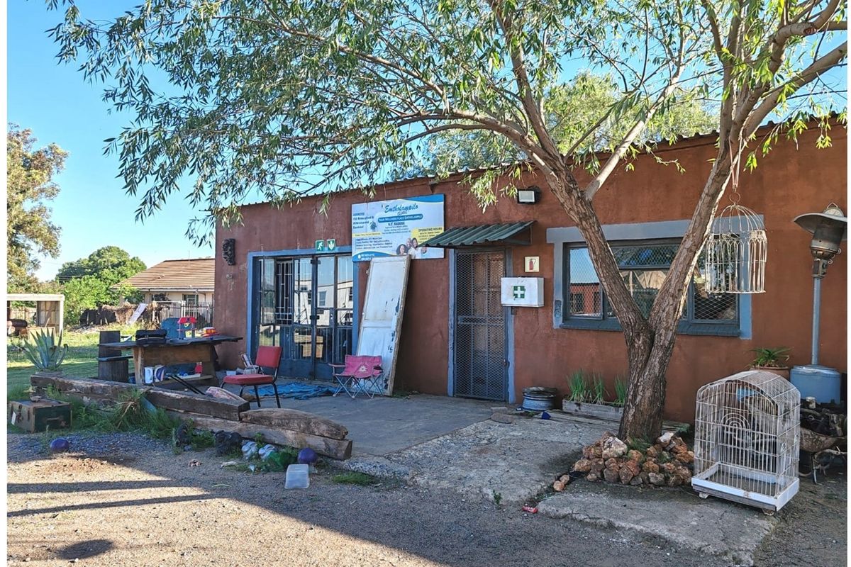_Daleside, Meyerton - Property for Sale _ R450 000.00 _ Vacant Land with Buildiing  _  2599sqm - Photo 5