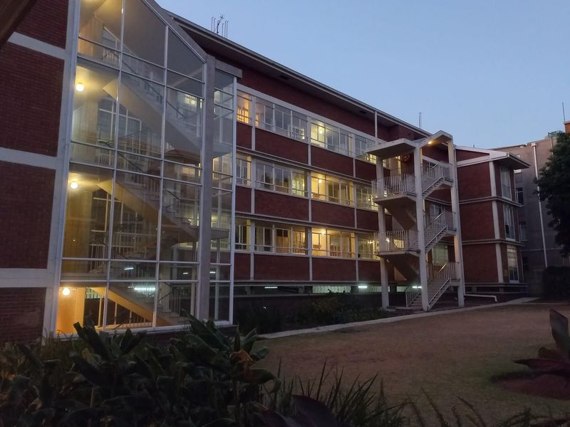 Price Reduced! Fully tenanted block of flats in Gresswold asking R13000000. Offers from R12000000 - Photo 6