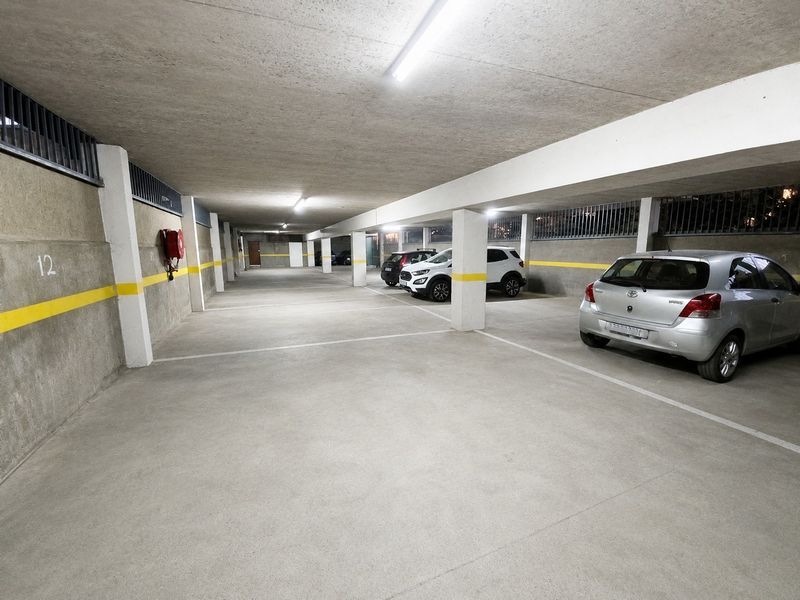 Price Reduced! Fully tenanted block of flats in Gresswold asking R13000000. Offers from R12000000 - Photo 10