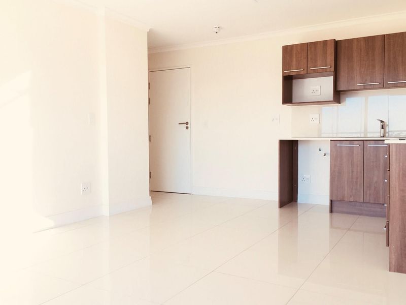Two Bedroom Apartment Unfurnished available For Sale at Zonnebloem - Photo 5
