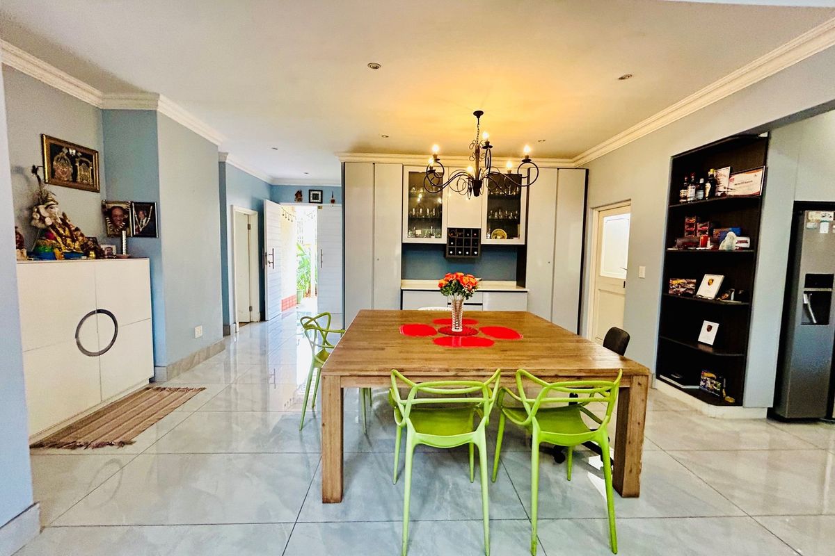 3 BEDROOM TOWNHOUSE IN KINDLEWOOD ESTATE TO RENT - Photo 2