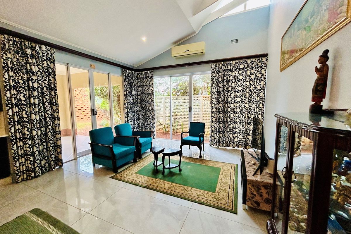 3 BEDROOM TOWNHOUSE IN KINDLEWOOD ESTATE TO RENT - Photo 4