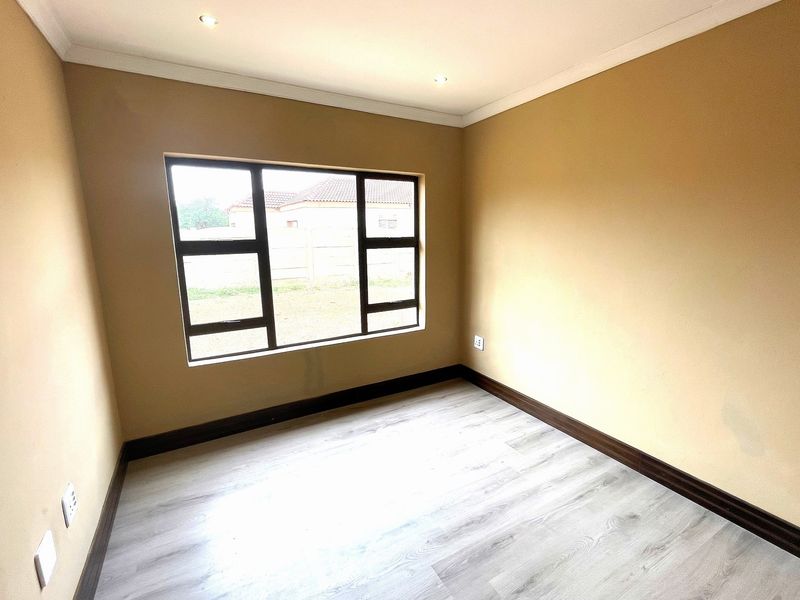 3 Bedroom House For Sale in Henley on Klip - Photo 7