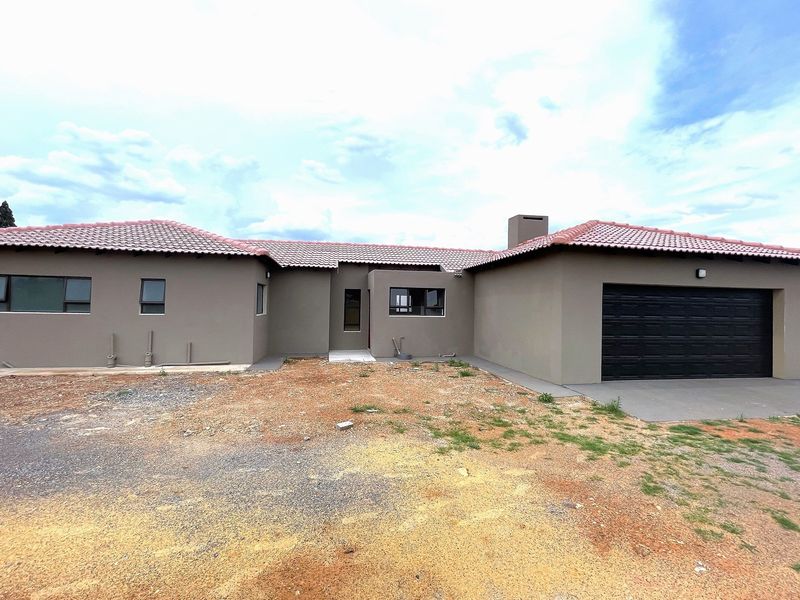 3 Bedroom House For Sale in Henley on Klip - Photo 1
