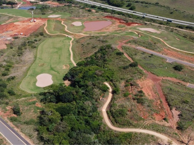 Lush Greenery and Fairway Views in Zimbali Lakes - Photo 4
