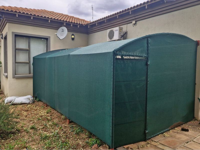 "Spacious Family Home in Doringkruin for Sale" - Photo 9