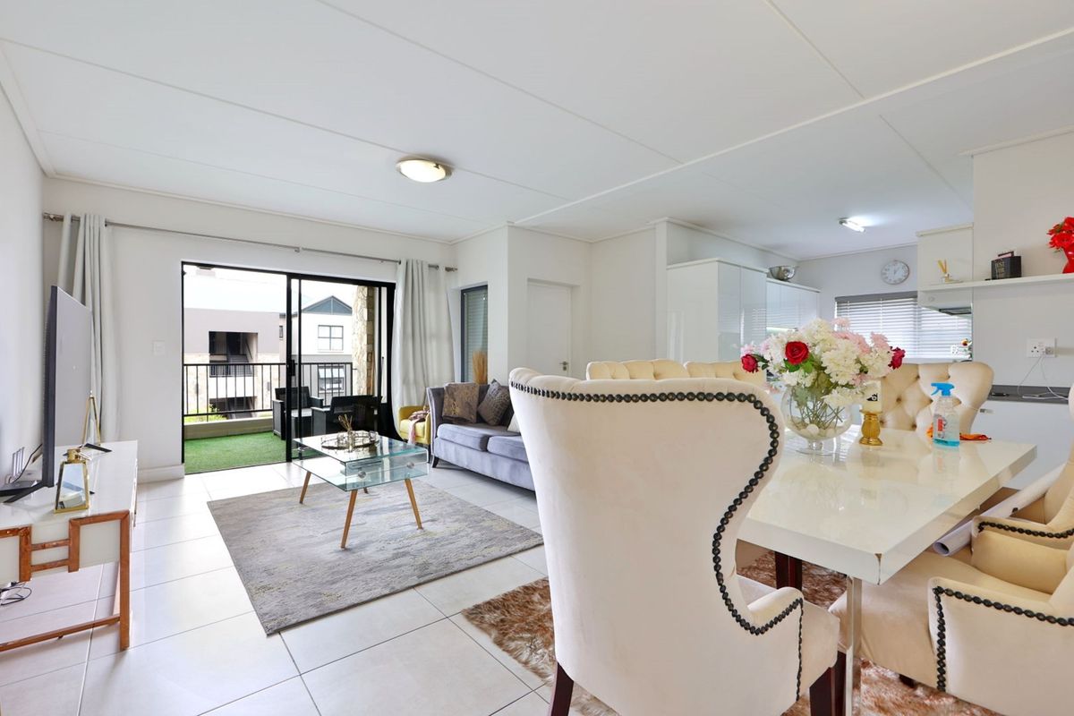 Modern 3 Bedroom Apartment at Prestigious Polofields Lifestyle Estate - Photo 2