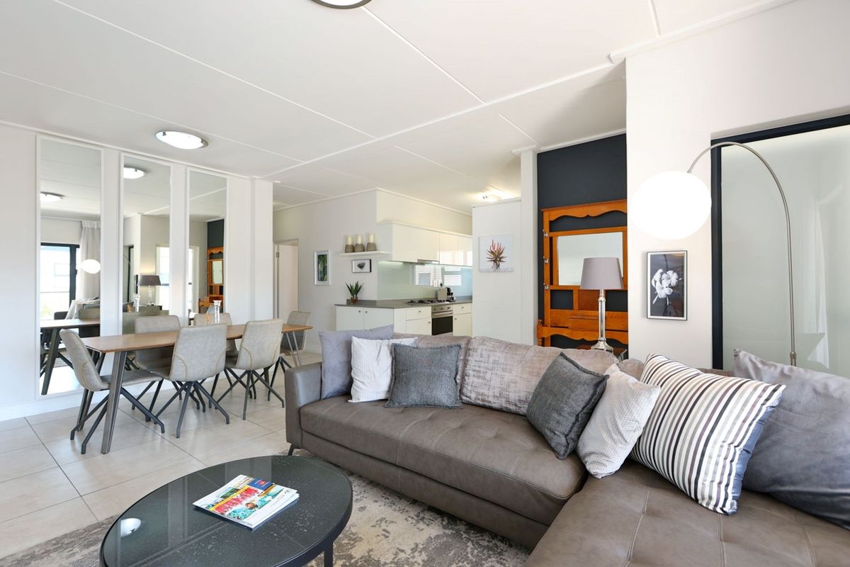 3 Modern Bedroom Apartment at The Polofields Lifestyle Estate - Photo 2