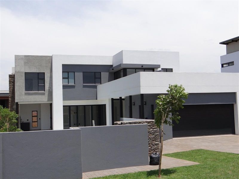 4 Bedroom House in Fountainbrook Estate - Photo 4