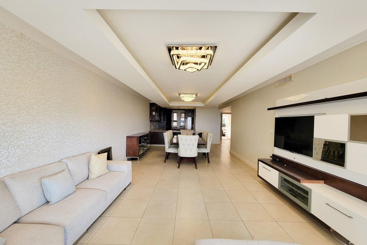 4 Bed 4 Bath Luxury Unit in an Estate with drive up access - Photo 4