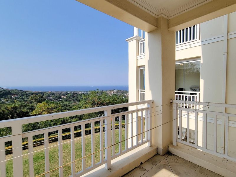 4 Bed 4 Bath Luxury Unit in an Estate with drive up access - Photo 7