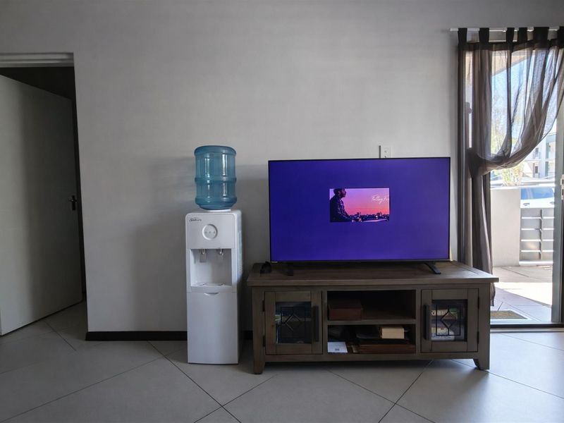 Ground Floor 2 Bedroom Apartment with Garden : For Sale within Buh-Rein Estate - Photo 3