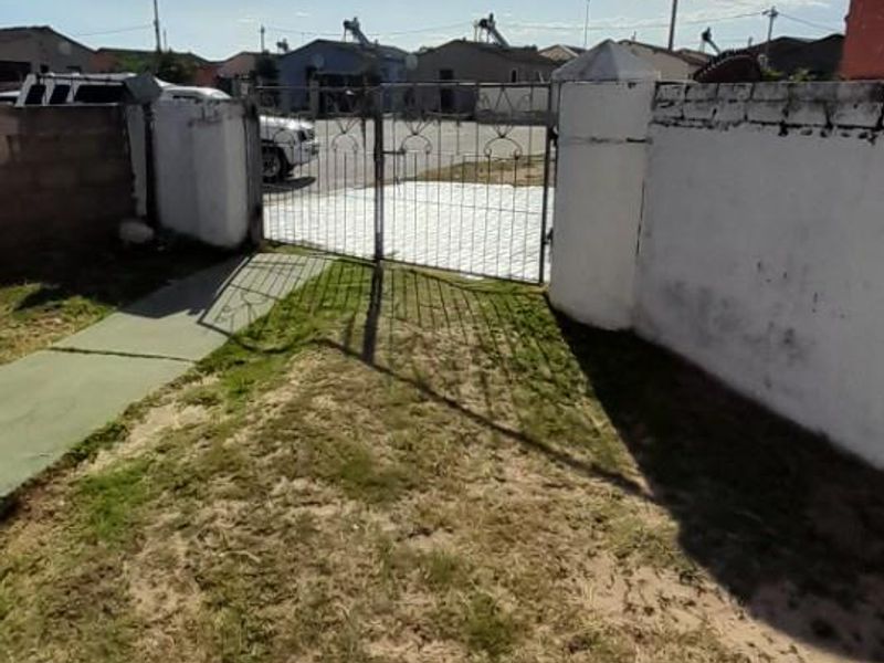 House For Sale in Motherwell, Port Elizabeth - Photo 4