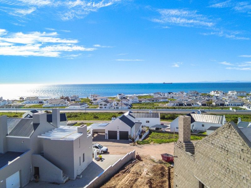 PERMANENT OCEAN VIEWS - PRIME COASTAL PLOT FOR SALE IN DA GAMA BAY - Photo 10