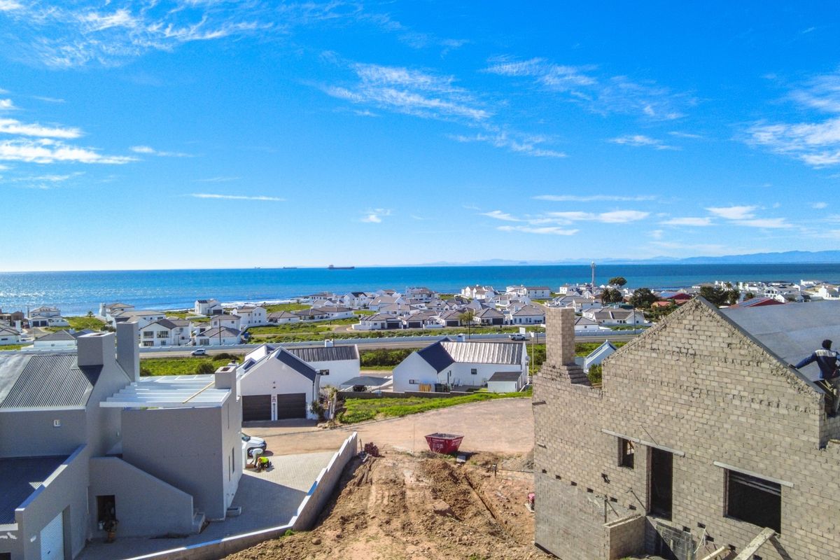 PERMANENT OCEAN VIEWS - PRIME COASTAL PLOT FOR SALE IN DA GAMA BAY - Photo 2