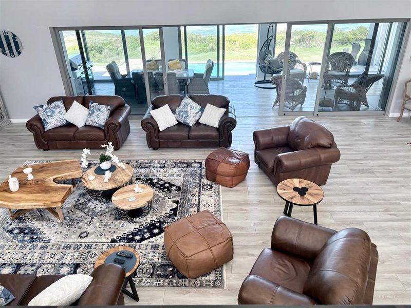 Luxury Coastal Investment Opportunity with Breathtaking White-Water Ocean Views! - Photo 5