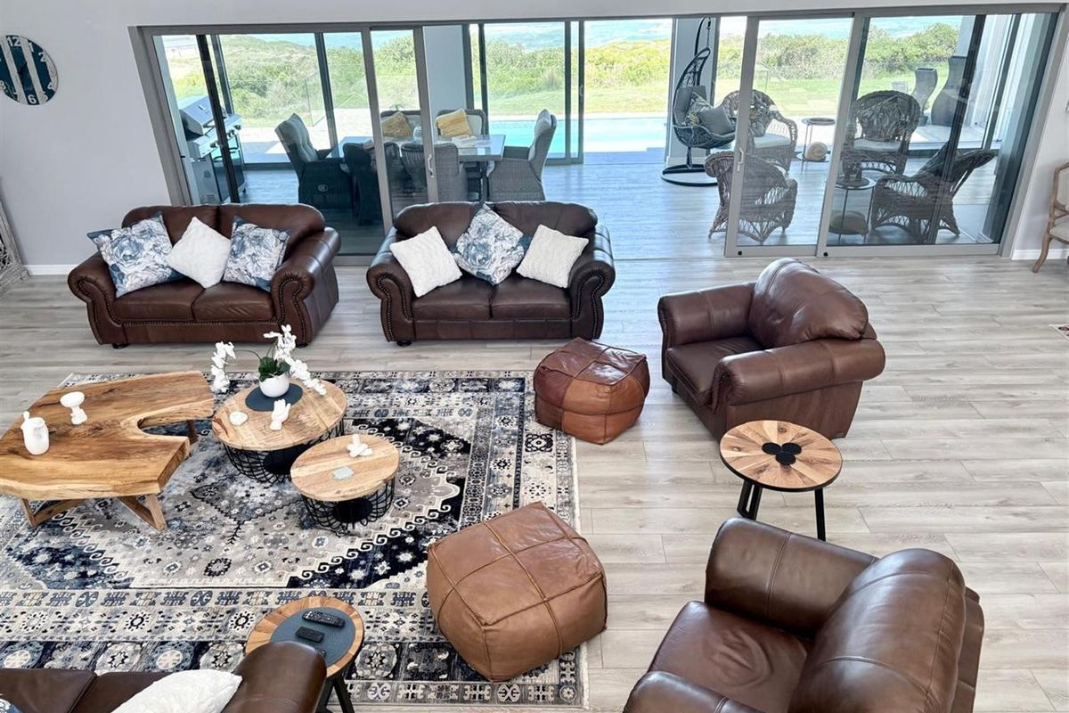 Luxury Coastal Investment Opportunity with Breathtaking White-Water Ocean Views! - Photo 5