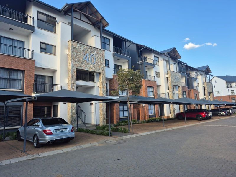 spacious unit is available to rent in The Blyde Estate - Photo 8