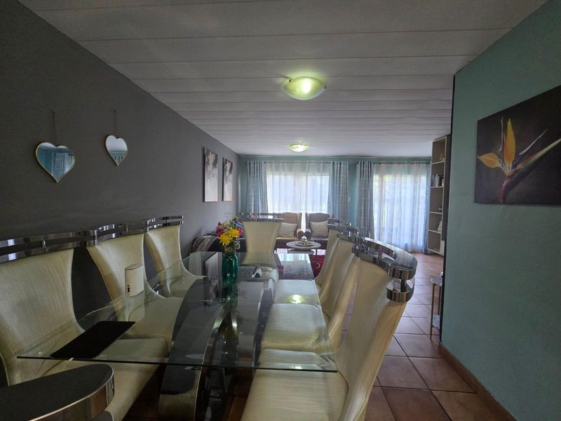 Looking for modern, low-maintenance living in the perfect location? This is it! - Photo 7