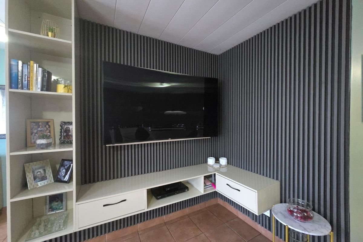 Looking for modern, low-maintenance living in the perfect location? This is it! - Photo 3