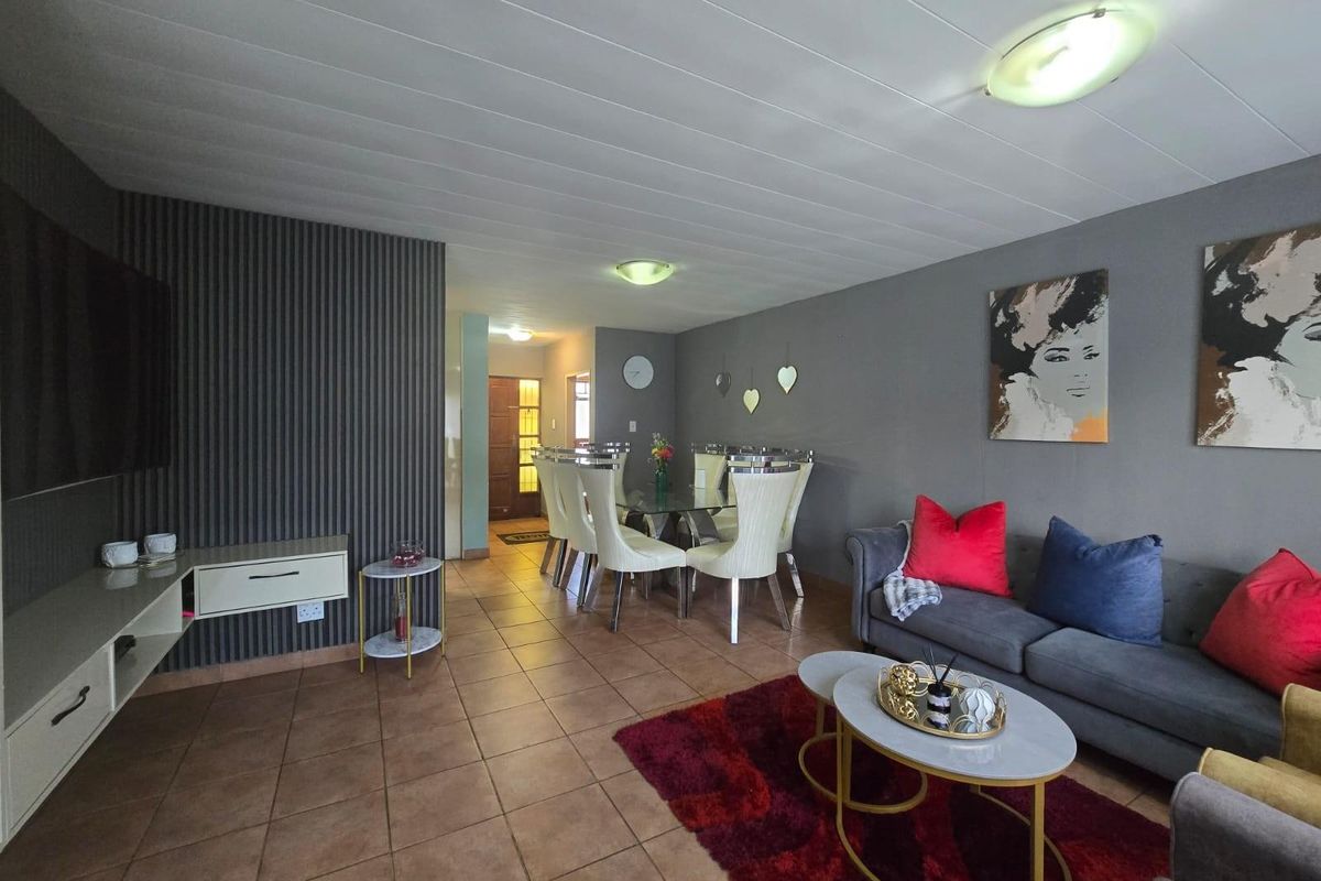 Looking for modern, low-maintenance living in the perfect location? This is it! - Photo 2