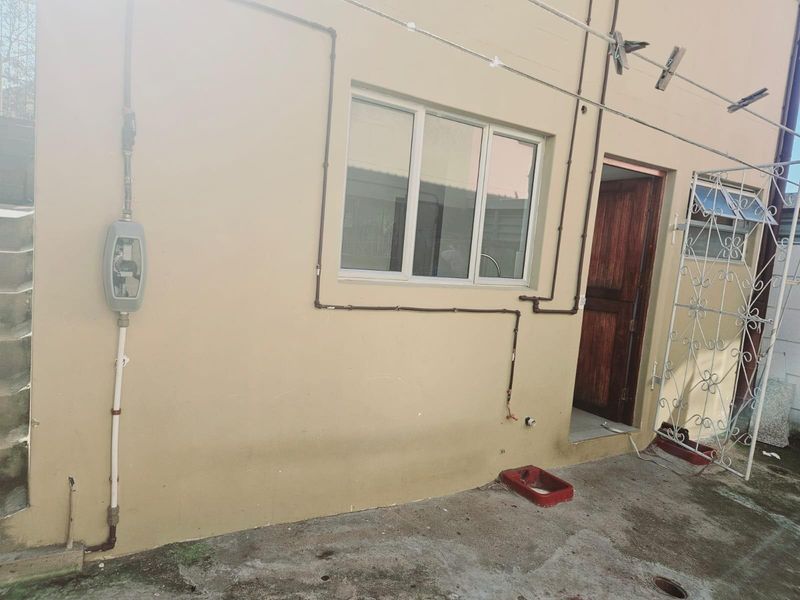 Cottage To Rent in Longcroft - Photo 5