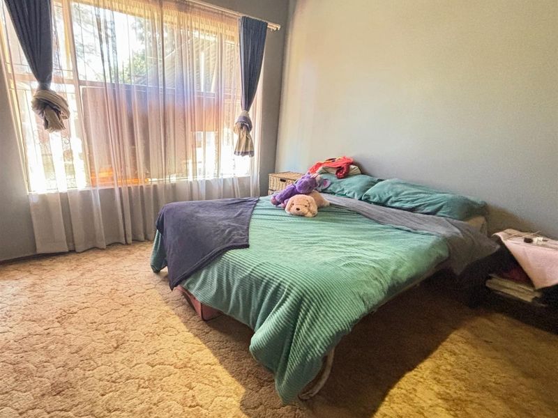 House with flatlet for sale - Sasolburg - Photo 5