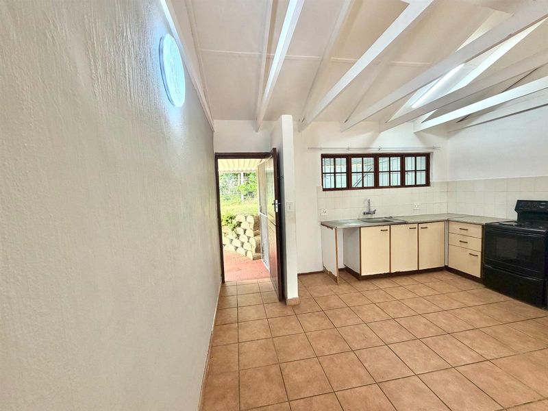 Townhouse For Sale in Port Edward, KwaZulu Natal - Photo 6