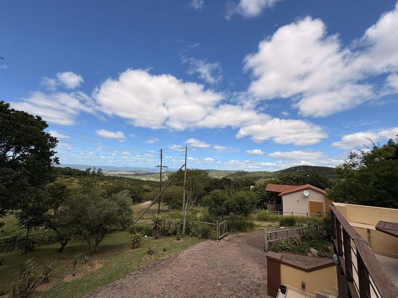 spacious Exclusive Village Home on Wild Fig Country Estate, White River, Mpumalanga - Photo 2