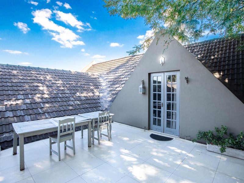 Commercial Property For Sale in Waterkloof Ridge, Pretoria - Photo 8