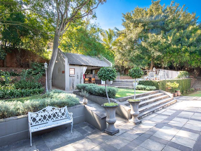 Commercial Property For Sale in Waterkloof Ridge, Pretoria - Photo 6