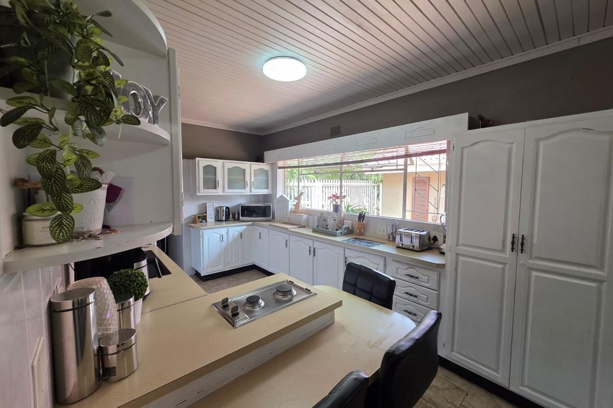 House For Sale in Vanderbijlpark SE 1, Vanderbijlpark SE, Vanderbijlpark - Photo 3