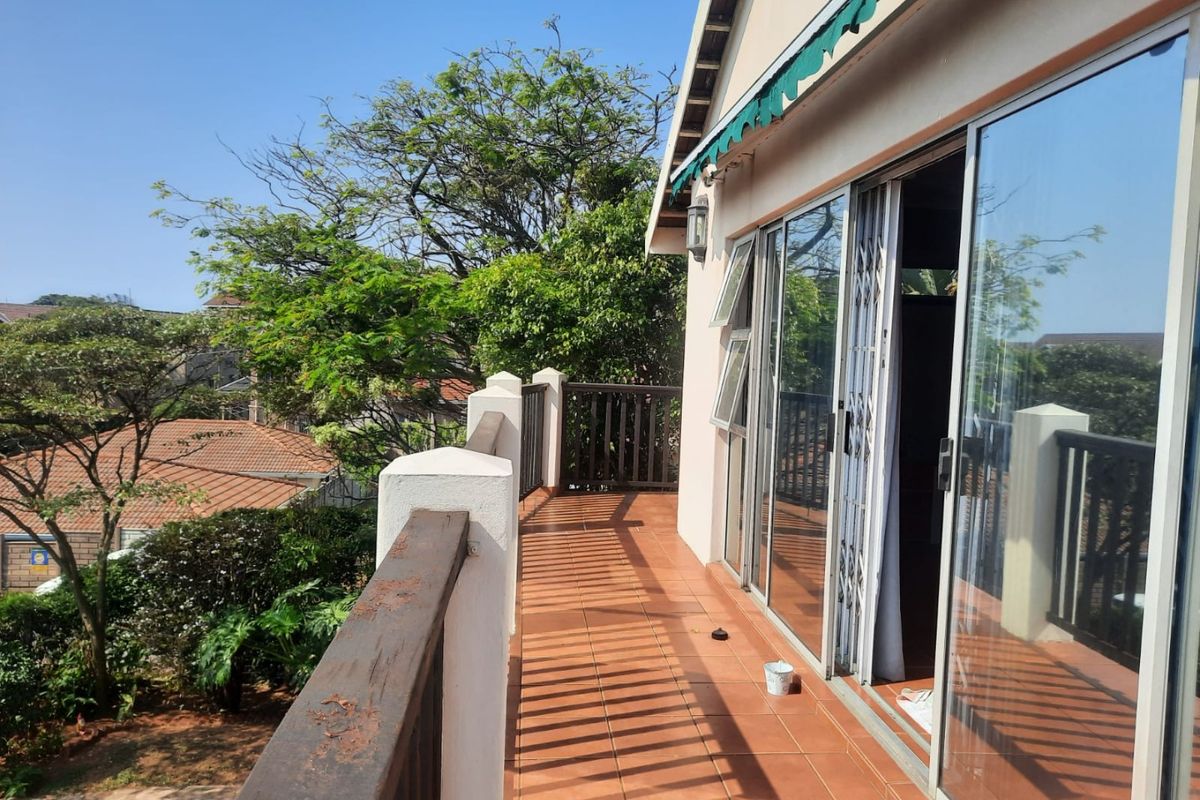 Mansion For Sale in Bluff, Durban, KwaZulu Natal - Photo 3