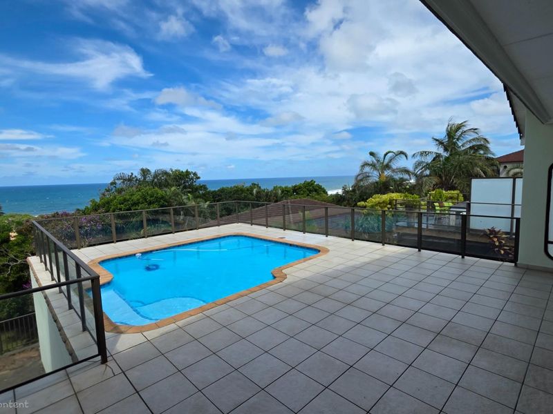 Beautiful 4 bedroom home with spectacular seaviews in Shelly Beach - Photo 3