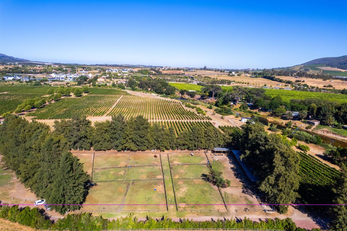 Farm For Sale in Val de Vie Estate, Paarl - Photo 3
