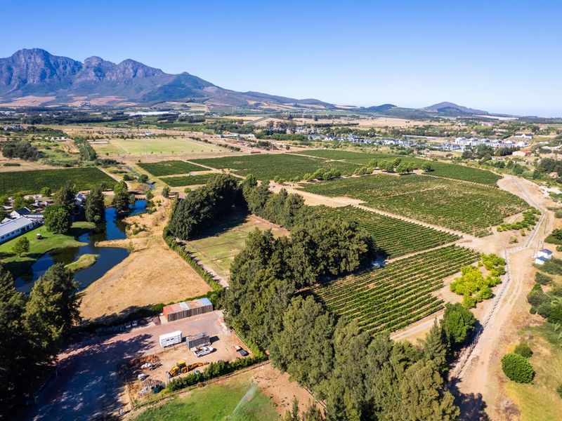 Farm For Sale in Val de Vie Estate, Paarl - Photo 2