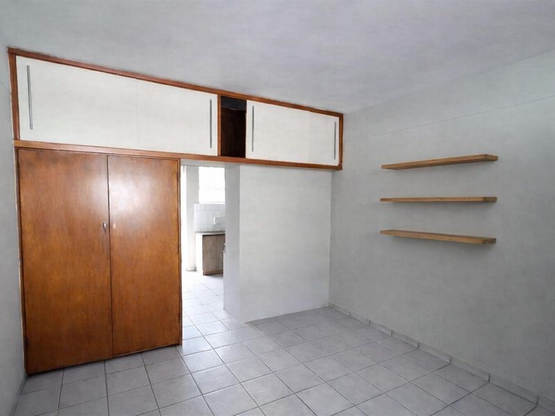 A package of 10 Student quality investment 1bed units - Photo 10