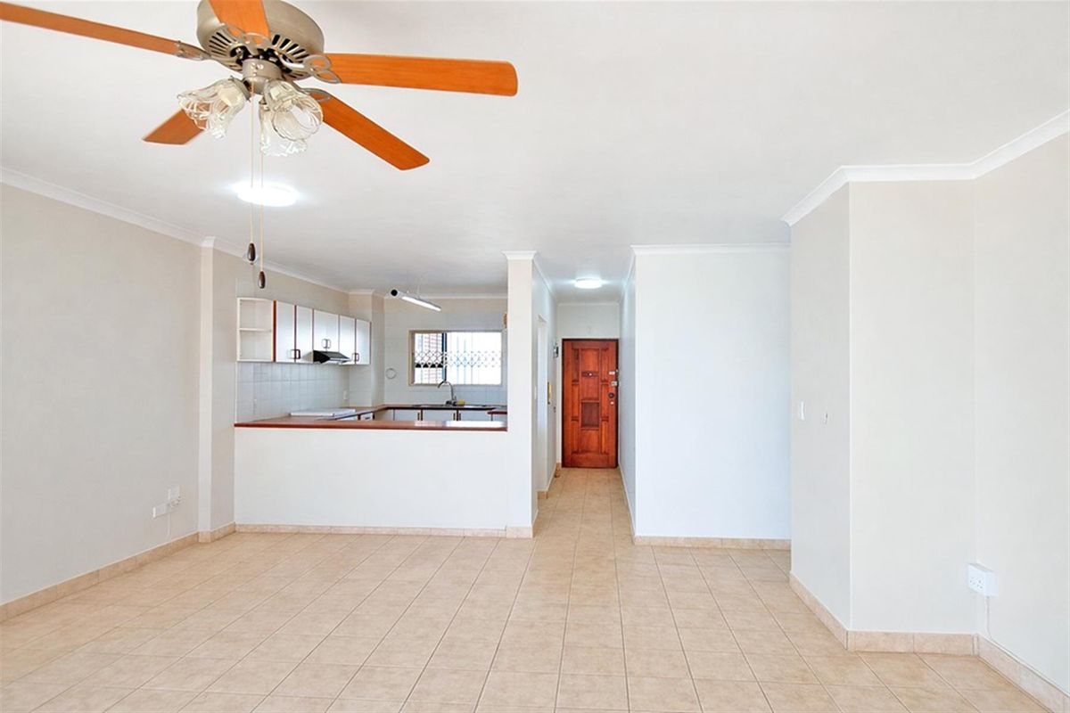 Available Immediately! 3Bed Apartment To Rent in Umdloti Beach - Photo 4