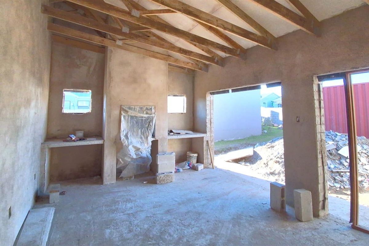 Almost complete house for Sale in Fountains Estate, Jeffreys Bay | Near Fountains Mall - Photo 5
