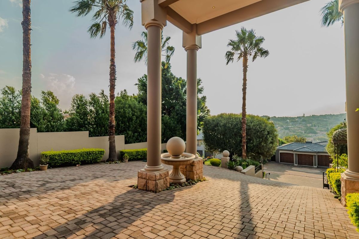 House For Sale in Waterkloof Ridge, Pretoria - Photo 5