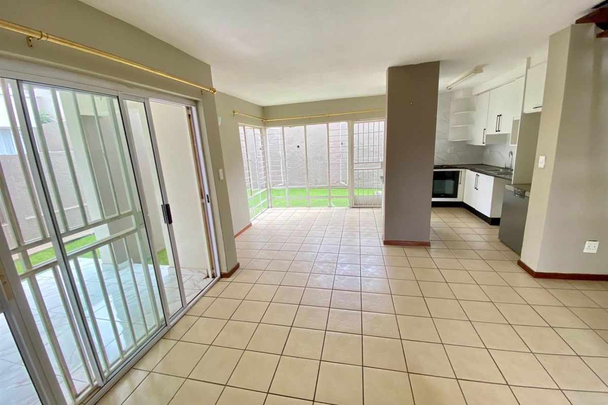 Duplex For Sale in Nelspruit - Photo 2