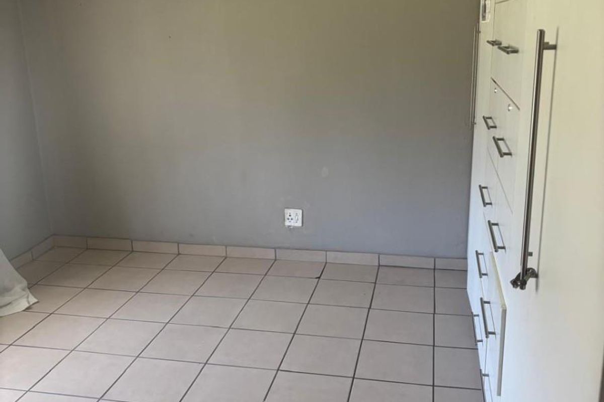 House For Sale in SE 6, Vanderbijlpark SE - Photo 5